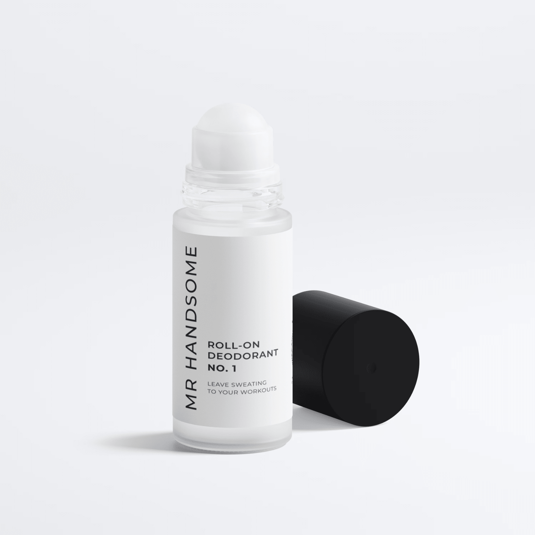 Roll-On Deodorant NO.1 in weißem Flakon mit schwarzer Kappe, minimalistisches Design.